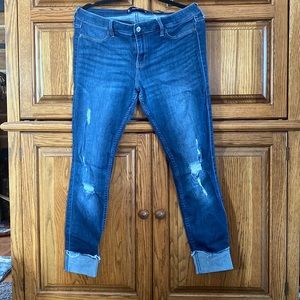 Hollister Low Rise Crop Jean Legging